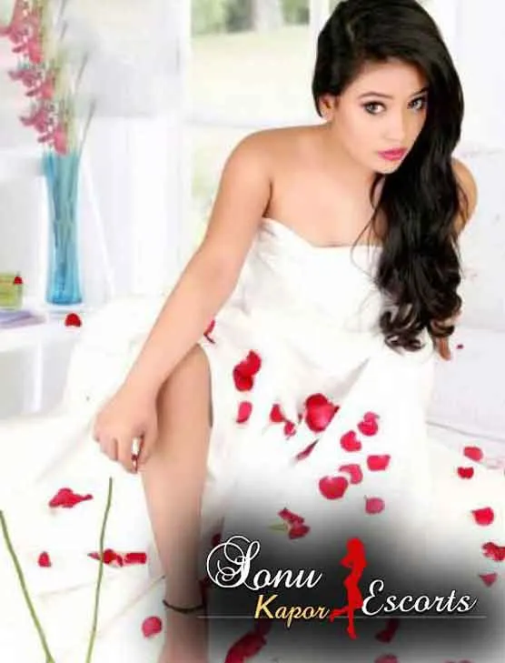 Hot & sexy girls